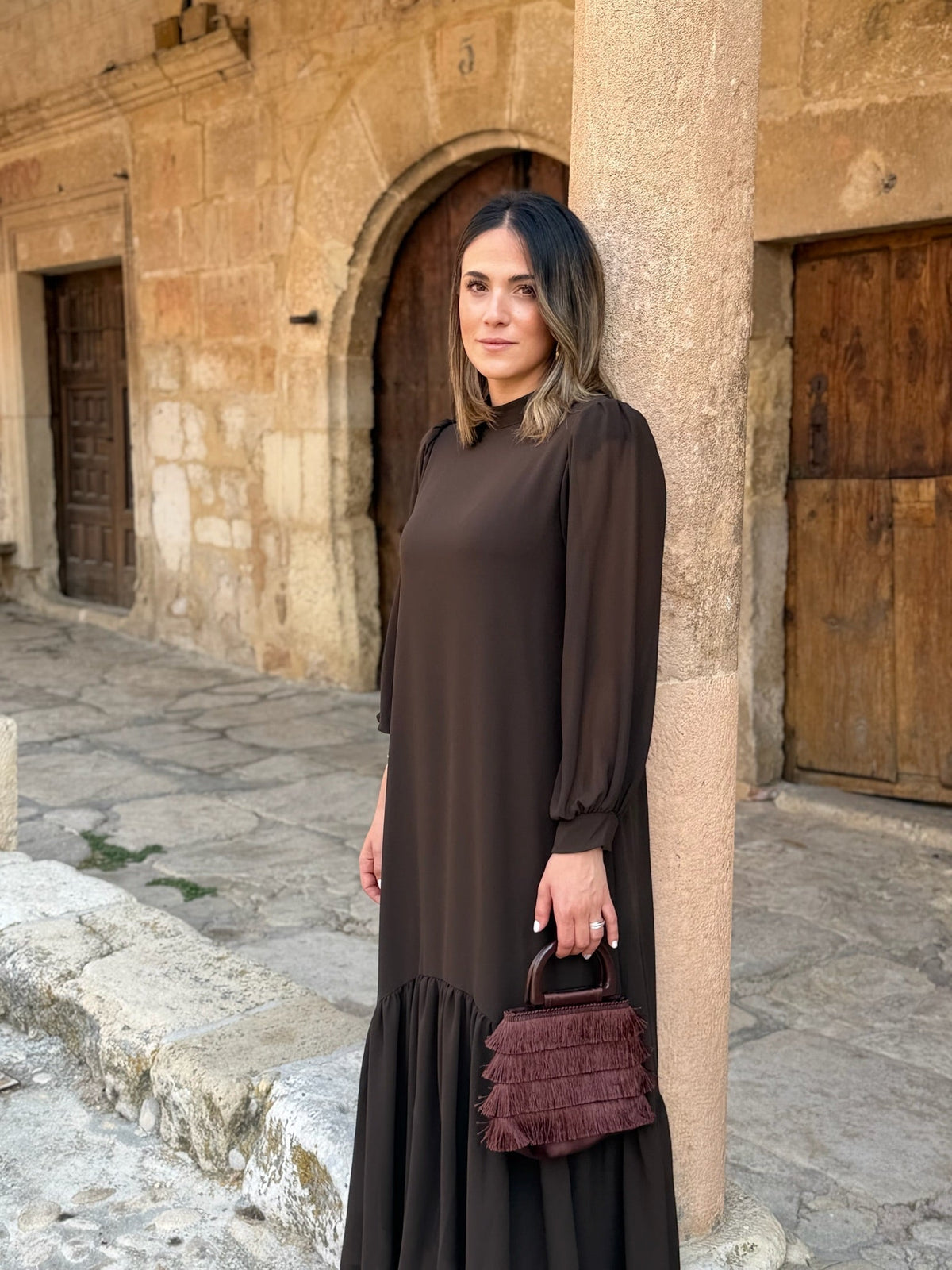 Augustine | Robe Midi Chocolat à Volant Asymétrique